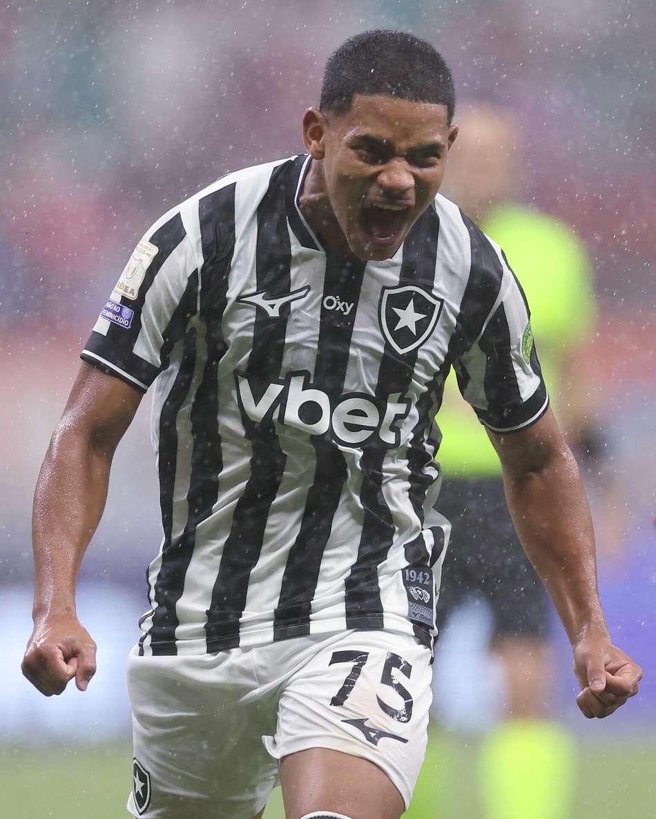 Huguinho abriu o placar em Bahia x Botafogo (Foto: Vitor Silva/ Botafogo)