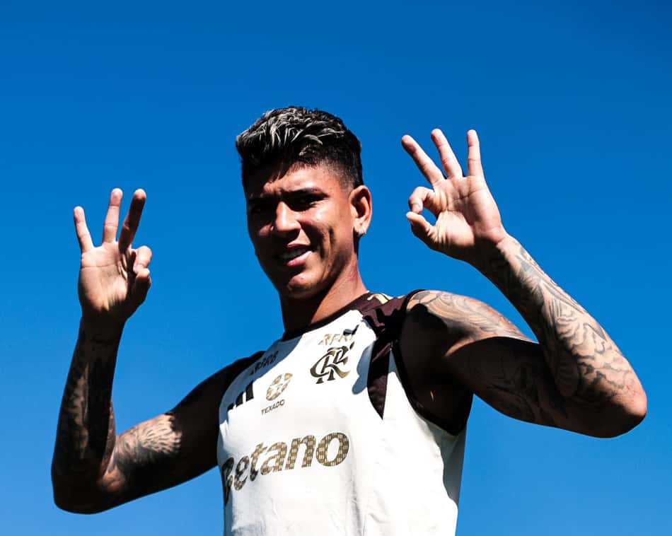 Carrascal durante treino no Ninho do Urubu (Foto: Gilvan de Souza/Flamengo)