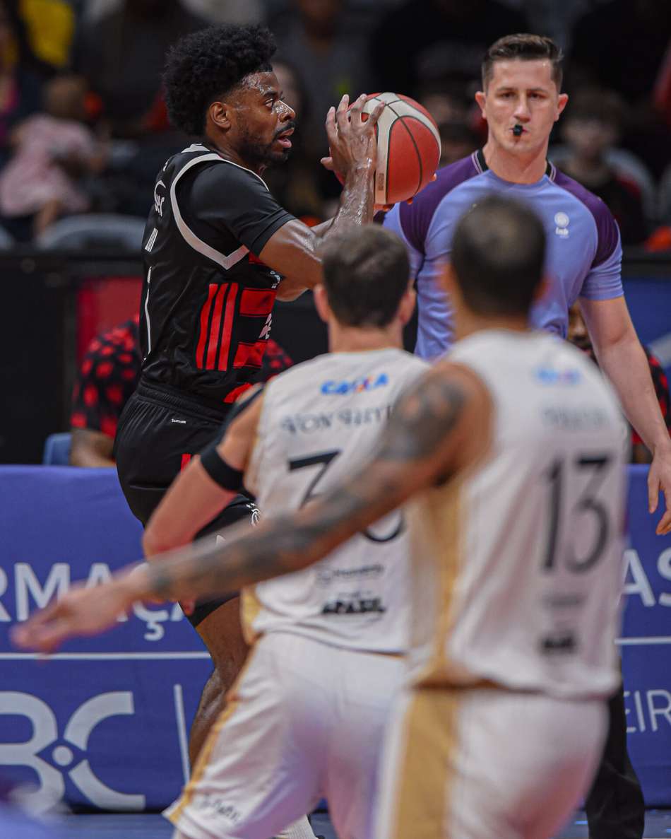 Flamengo x Brasília no jogo 3 da série de quartas de final do NBB 2025/26 (Foto: Paula Reis/ Flamengo)
