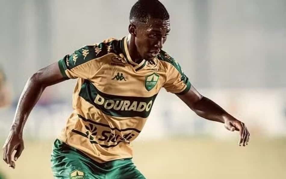 Palmeiras acerta empréstimo de joia da base do Cuiabá
