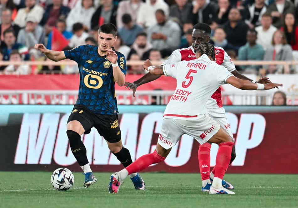 Matias Fernandez-Pardo (Lille) em ação contra o Monaco pela Liga Francesa