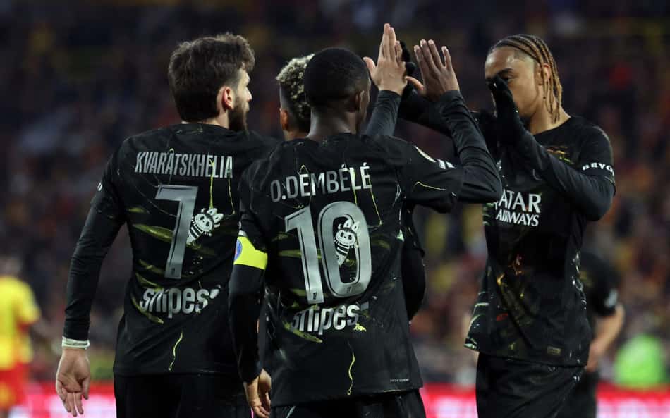 PSG vence o Lens e conquista pentacampeonato francês