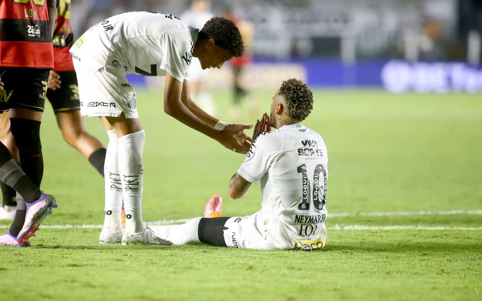 Jornalistas criticam postura de Neymar em desentendimento com Robinho Jr