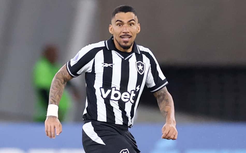 Allan passará por cirurgia e desfalca Botafogo em período decisivo da temporada