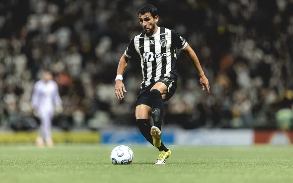 Alonso confirma saída e se despede do Atlético: 'Fica um torcedor'