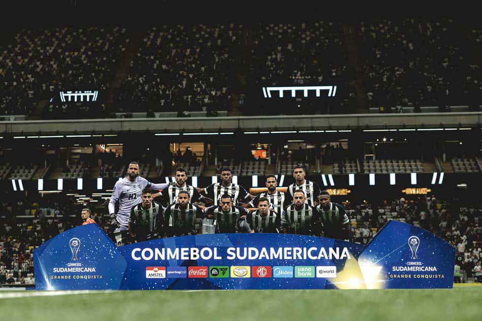 Atlético na Arena MRV na Sul-Americana (Foto: Pedro Souza / Atlético)