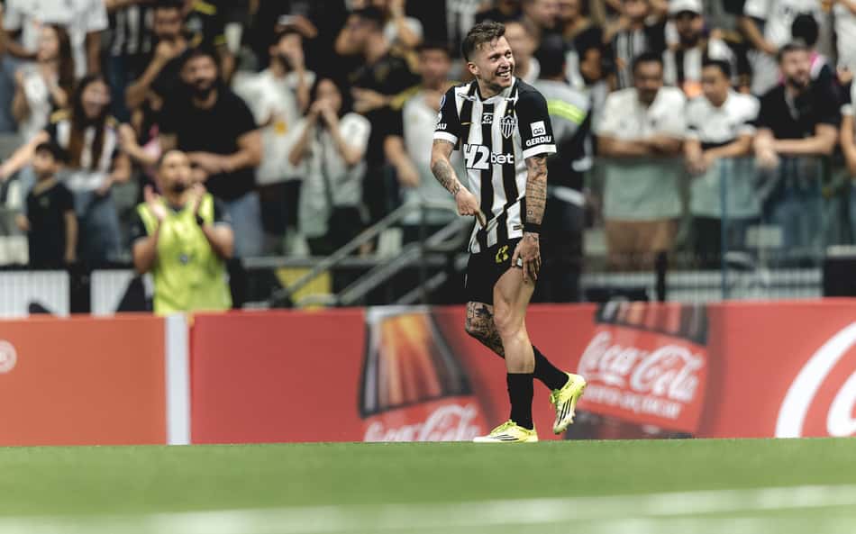 Das vaias aos aplausos, Bernard celebra 'reviravolta' e bom momento no Atlético