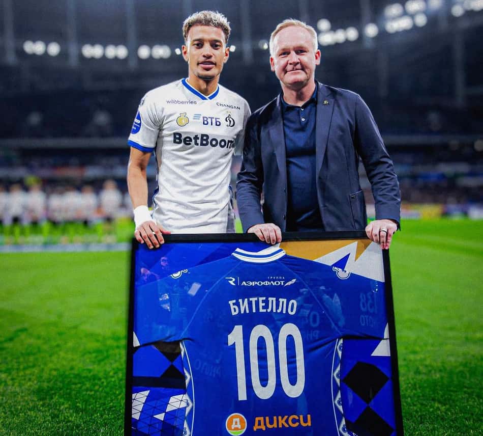 Bitello celebra marca de 100 jogos pelo Dynamo Moscou (Foto: Divulgação/Dynamo Moscou)