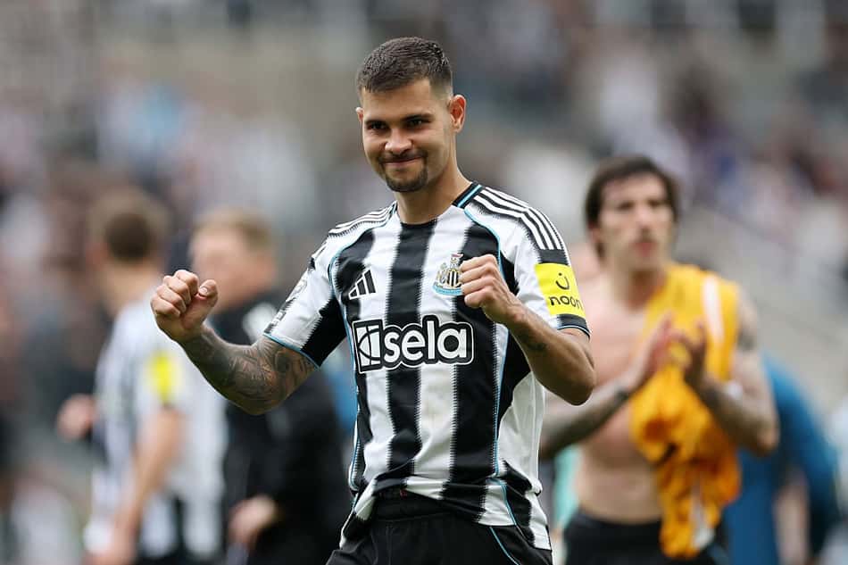 Bruno Guimarães em ação pelo Newcastle
