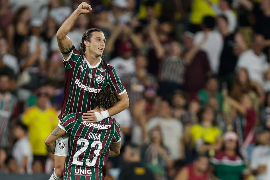 Canobbio e Guga comemoram segundo gol