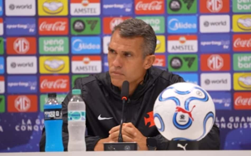 Bruno Lazaroni critica arbitragem após derrota do Vasco: 'Prejudicou a gente'