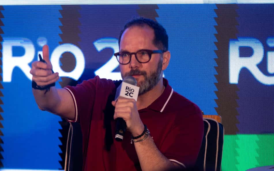 Diretor da NFL no Brasil deixa pistas sobre shDiretor da NFL no Brasil deixa pistas sobre show do intervalo no Maracanãow do intervalo no Maracanã