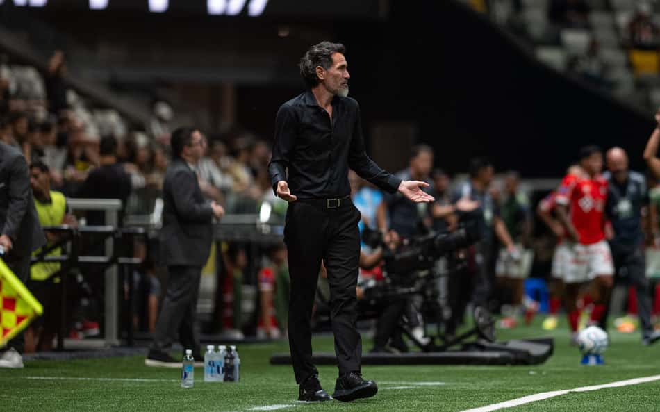 Domínguez ressalta evolução do Atlético e analisa reta final antes da Copa: 'Motivação'