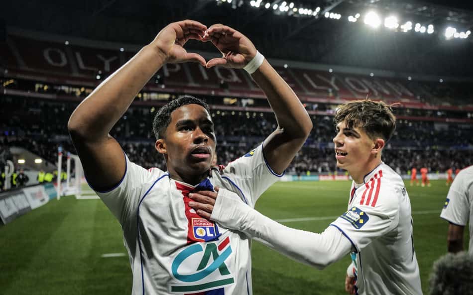 Endrick fala em tom de despedida do Lyon: 'Não me arrependo de nada'