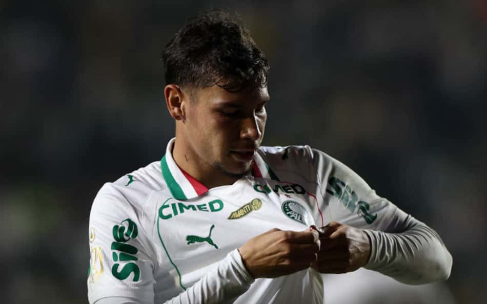 Após primeiro gol pelo Palmeiras, Erick Belé tenta ganhar mais espaço com Abel Ferreira