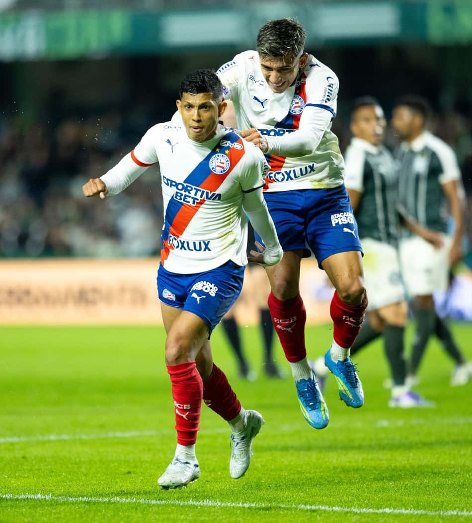 Erick Pulga abre o placar em Coritiba x Bahia (Foto: Catarina Brandão/EC Bahia) 