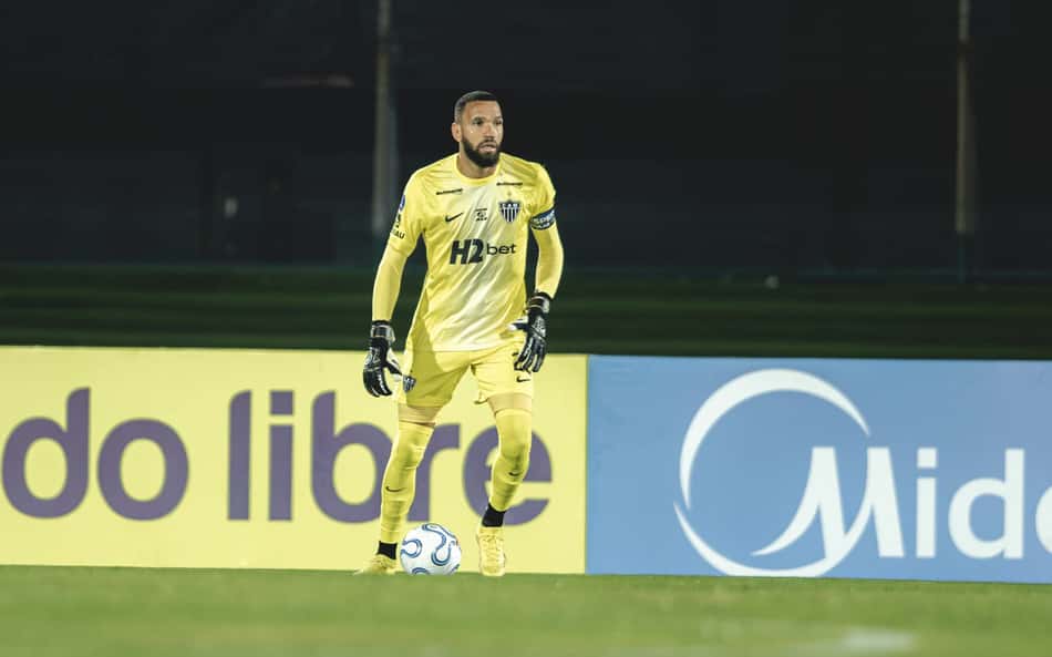 'Sabor de derrota': Éverson lamenta empate e analisa situação do Atlético na Sul-Americana
