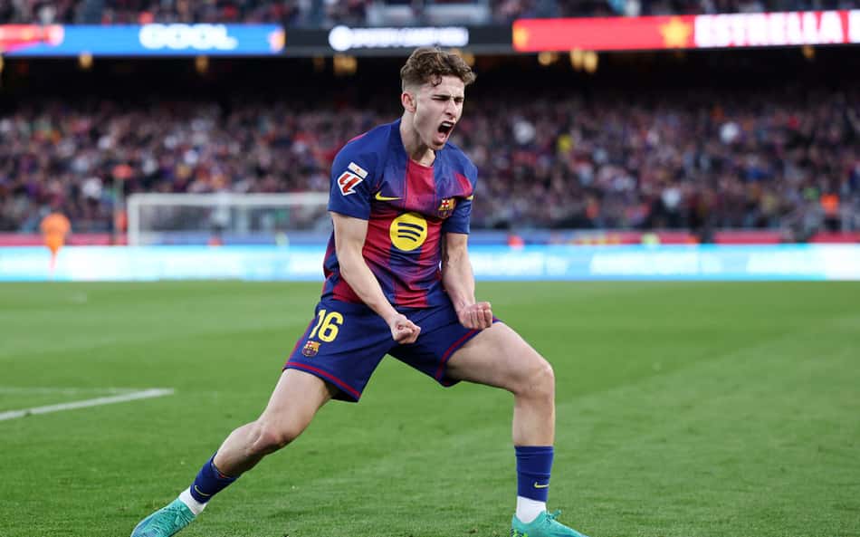 Astros participam de tradição catalã antes de título do Barcelona