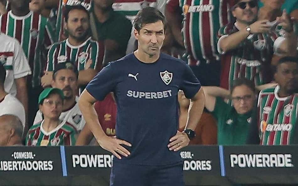Auxiliar do Fluminense avalia chances na Libertadores: 'Lamentavelmente'