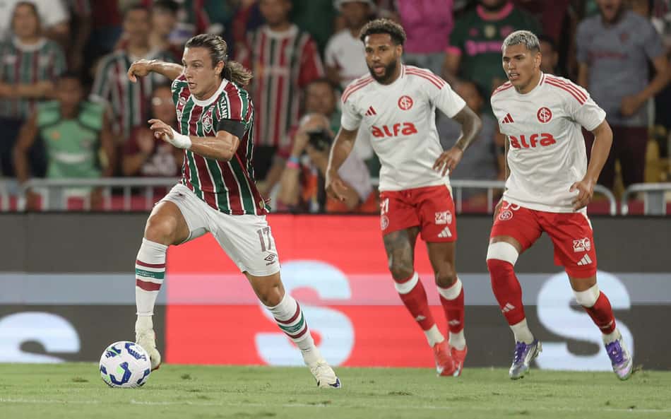 Fluminense vive extremos na temporada e testa força contra o Inter fora de casa