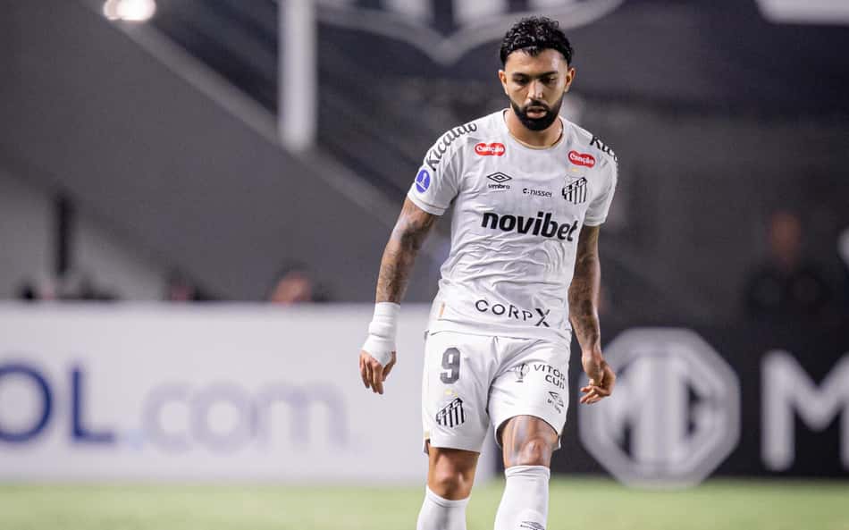 Gabigol vira alvo de comentarista em empate Recoleta x Santos: 'Não dá'