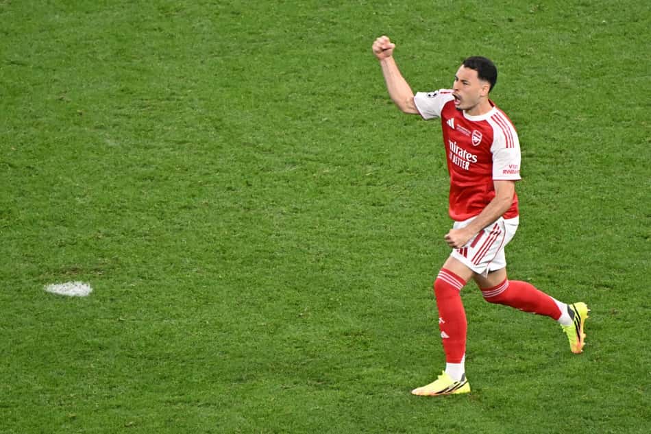 Gabriel Martinelli em campo pela final da Champions League entre PSG e Arsenal