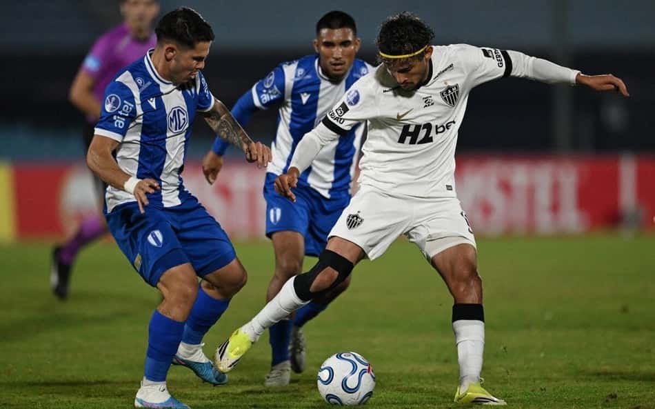 Atlético cede empate ao Juventud (Photo by Eitan ABRAMOVICH / AFP)