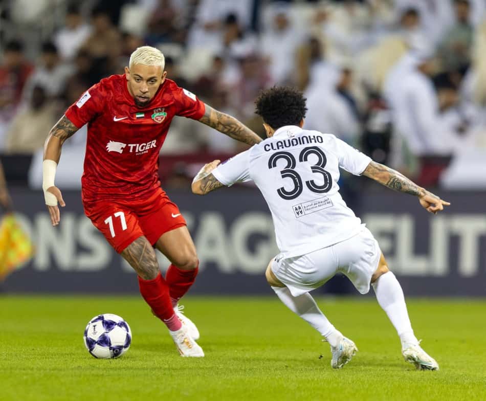 Guilherme Bala em ação pelo Shabab Al Ahli (Foto: Divulgação/Shabab Al Ahli)