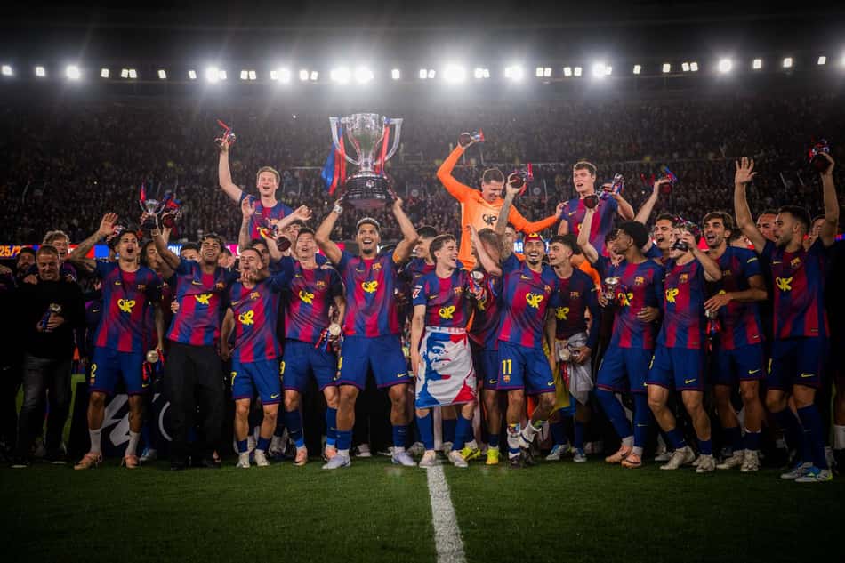Barcelona conquista o segundo título de La Liga seguido (Foto: Divuulgação/FCBarcelona)