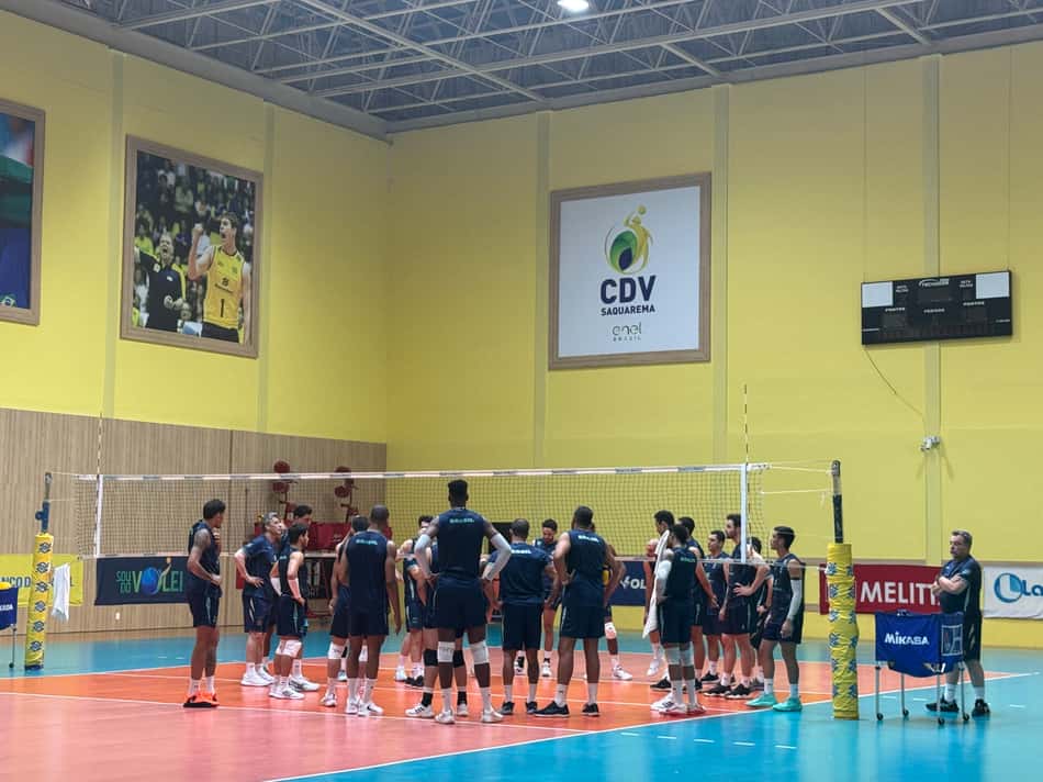 Seleção masculina de vôlei na preparação para a Liga das Nações (Foto: Andressa Simões/ Lance!)