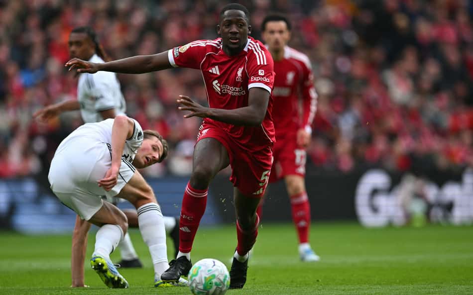 Astro do Liverpool não renovará contrato e deixará o clube ao fim da temporada