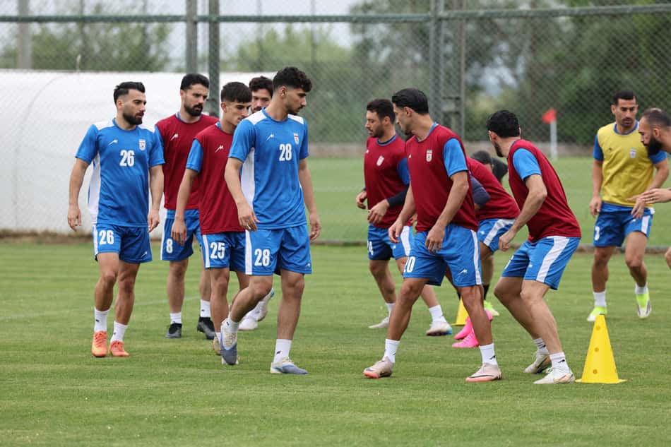 Treino da Seleção Iraniana na Turquia (Foto: Oner SAN / AFP) Irã Turquia