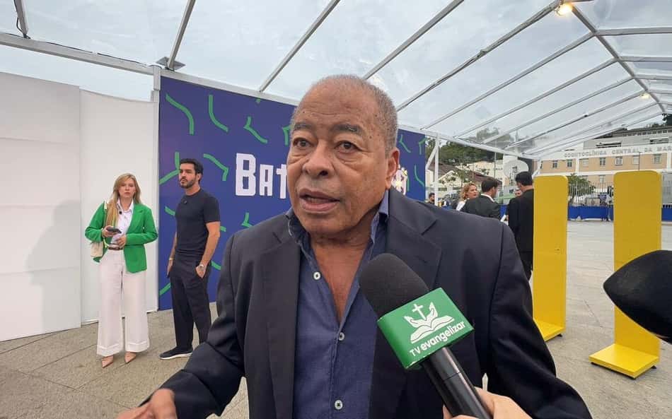 Jairzinho foi perguntado antes da convocação se Neymar tem que ir à Copa do Mundo (Foto: Lucas Bayer/Lance!)
