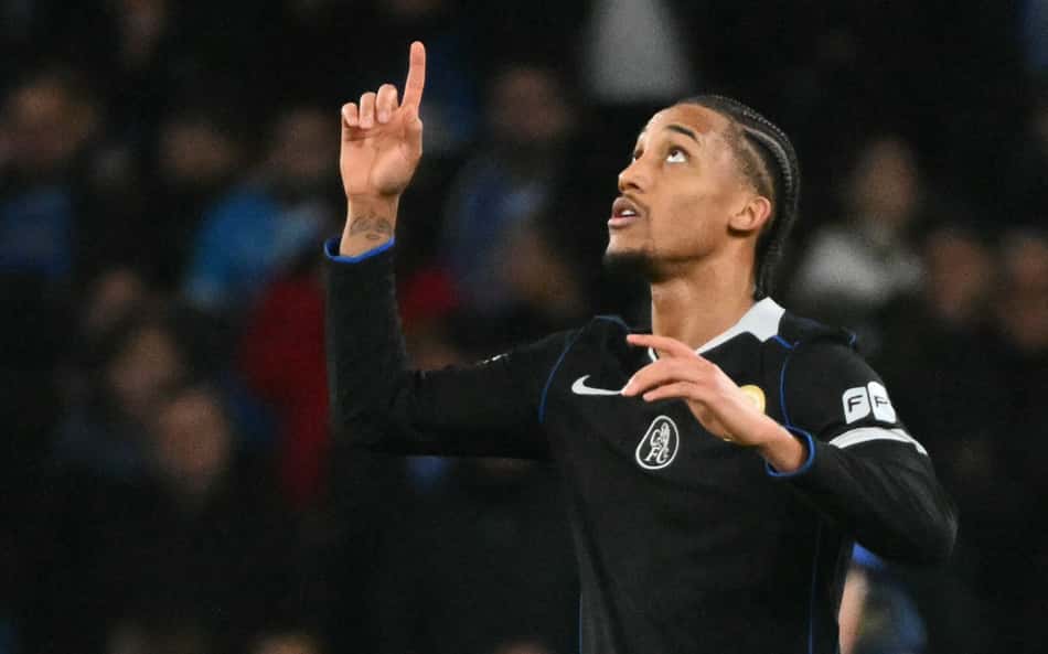 João Pedro, atacante da Seleção, entra na mira do Barcelona, segundo jornal