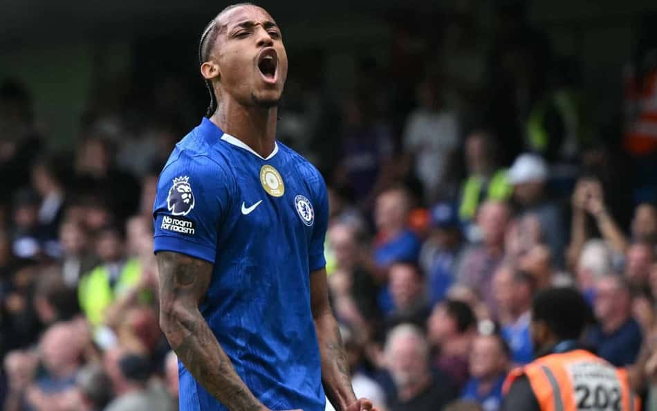 João Pedro é comparado a Ibrahimovic por seu ex-treinador de Watford