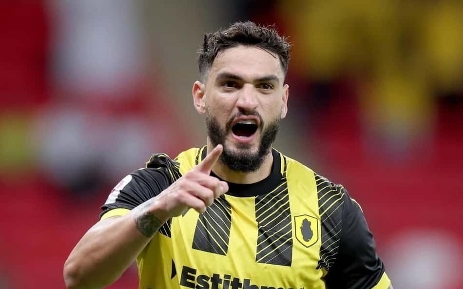 João Pedro em ação no Qatar SC (Foto: Amir Laoueien/Qatar SC)
