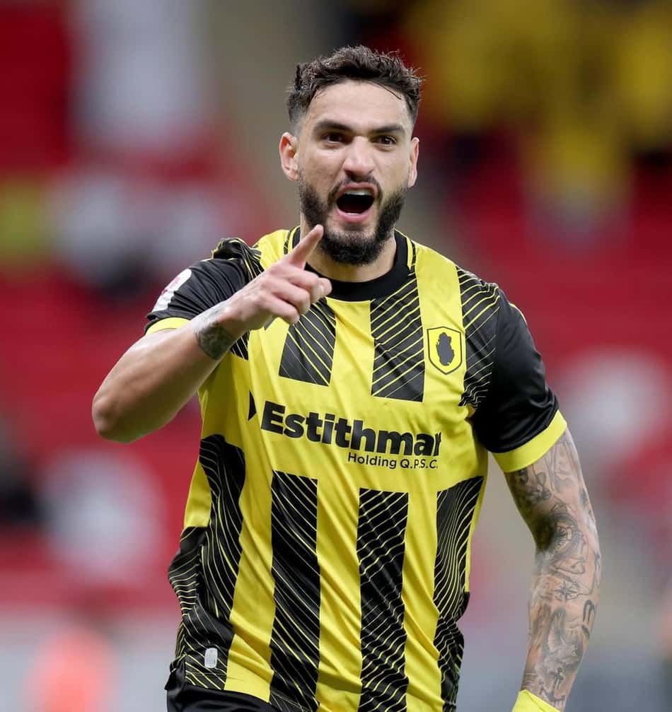 João Pedro em ação no Qatar SC (Foto: Amir Laoueien/Qatar SC)