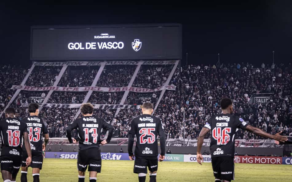 João Vitor, jovem do Vasco expulso contra o Olimpia, se desculpa com a torcida
