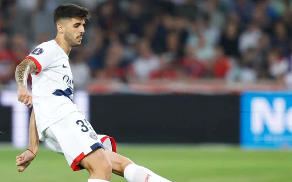 Lucas Beraldo no PSG