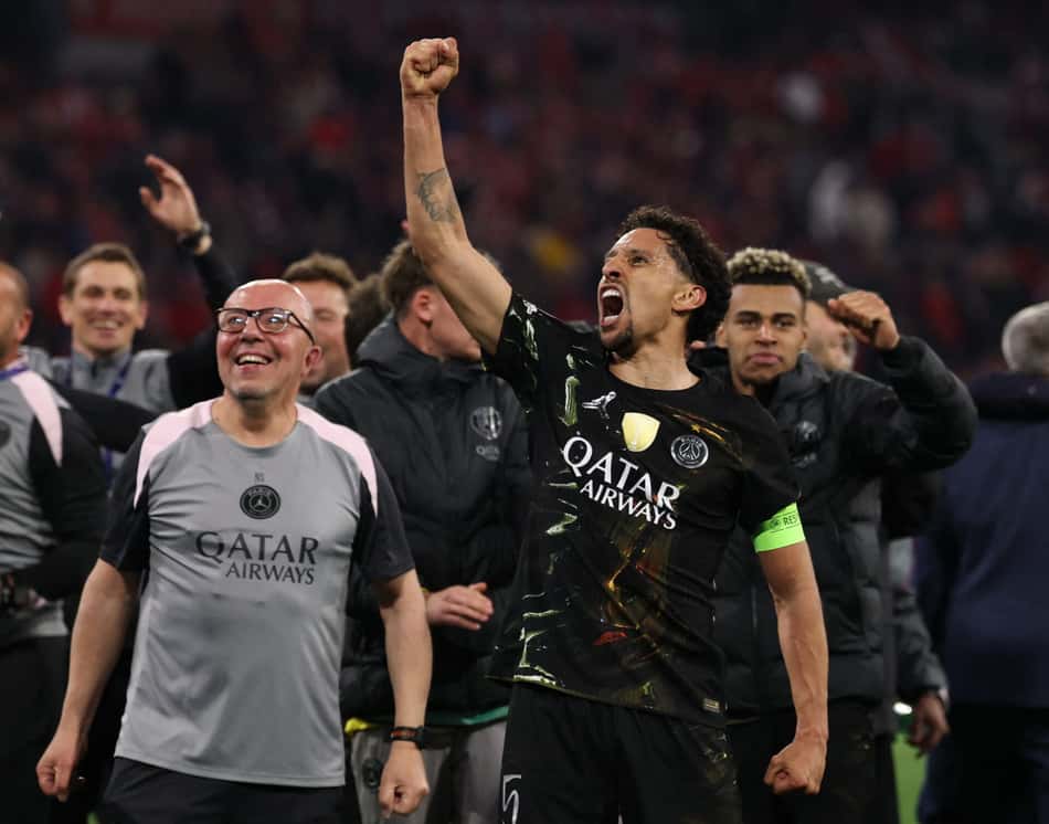 Marquinhos celebra classificação do PSG sobre o Bayern para enfrnetar o Arsenal na final da Champions