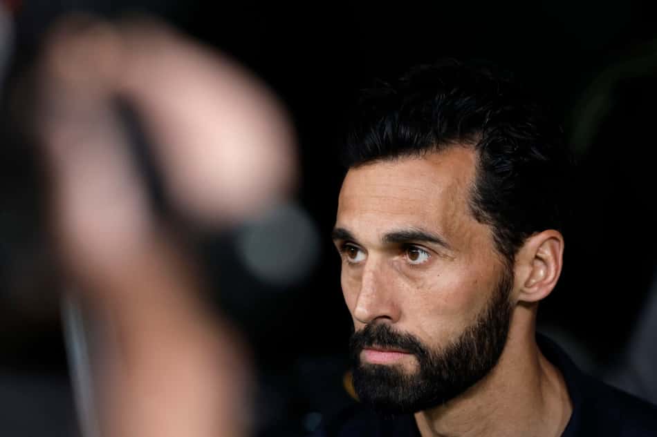 Arbeola em Real Madrid x Oviedo (Foto: Oscar DEL POZO / AFP)