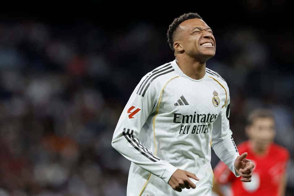 Mbappé em Real Madrid x Oviedo (Foto: Oscar DEL POZO / AFP)