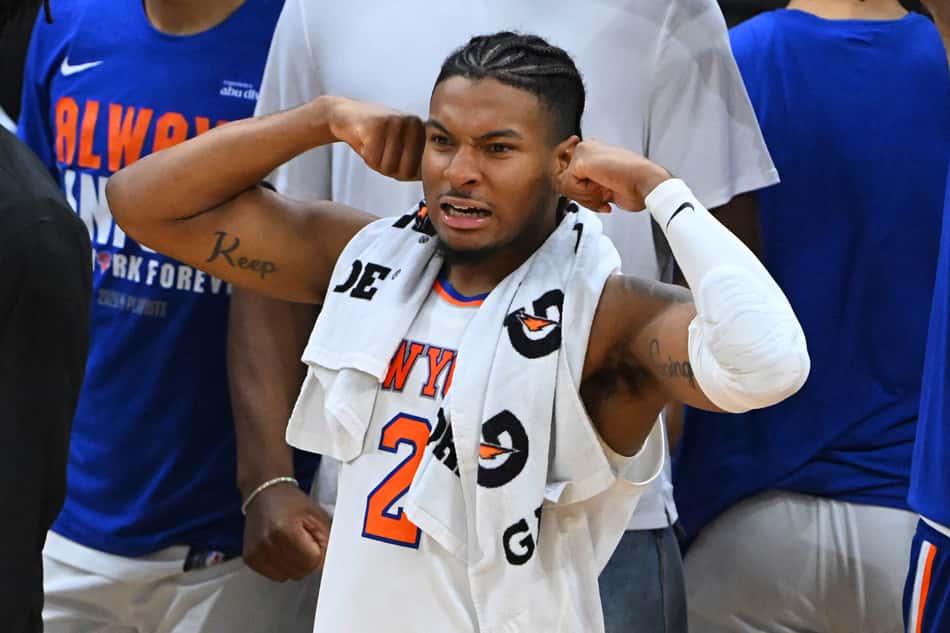 McBride celebra atropelo de Knicks nas finais da Conferência Leste (Foto: Jason Miller/Getty Images/AFP)