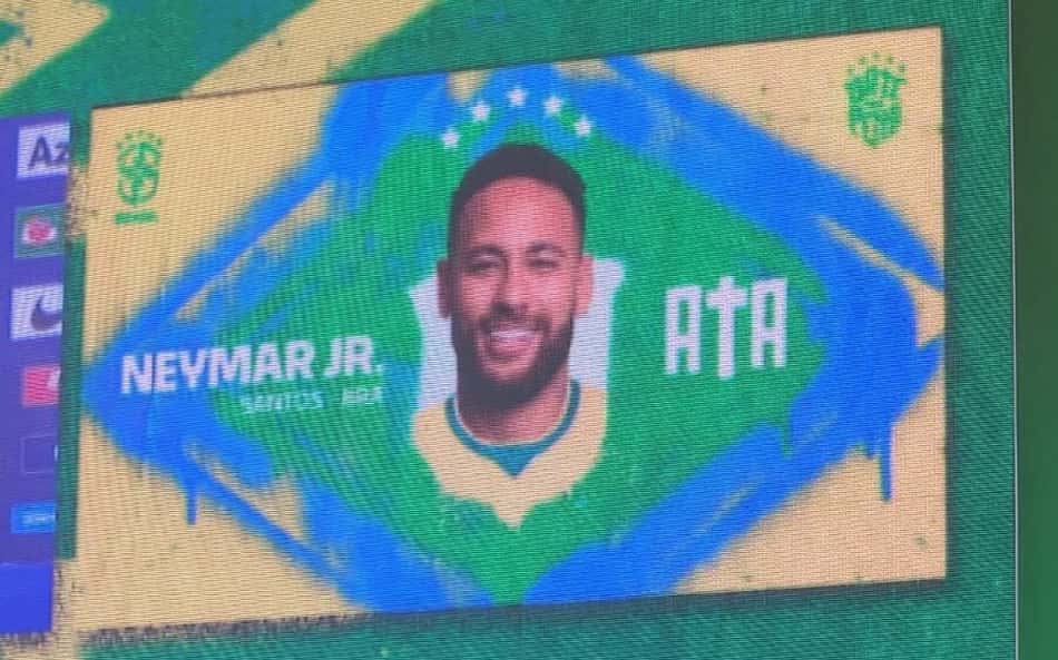 Foto de Neymar em telão durante a convocação do Brasil