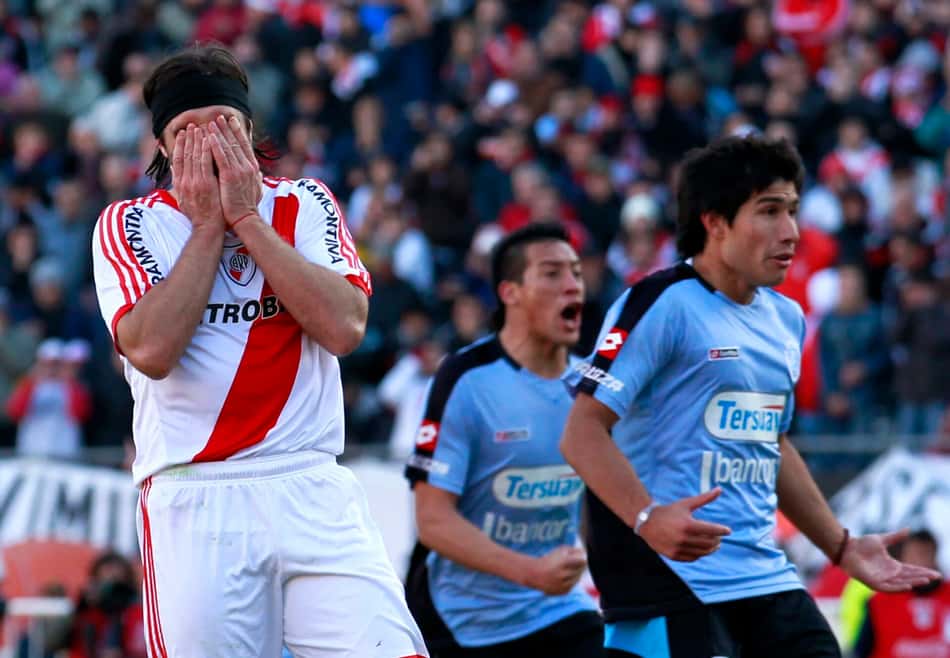 Em 2011, o Belgrano rebaixou o River Plate (Foto: REUTERS/Marcos Brindicci)