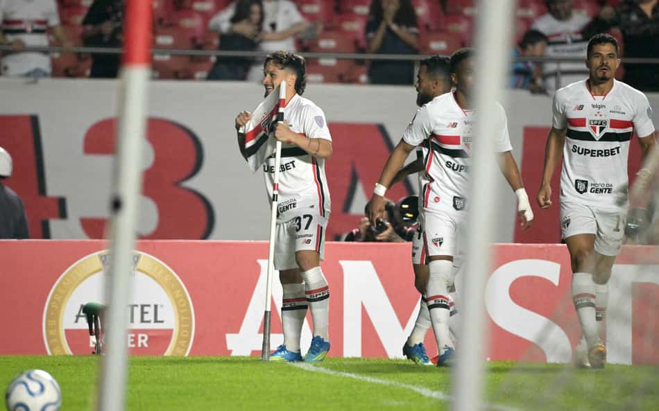 Veja gols em São Paulo x Boston River: gol contra e Artur colocam Tricolor na frente