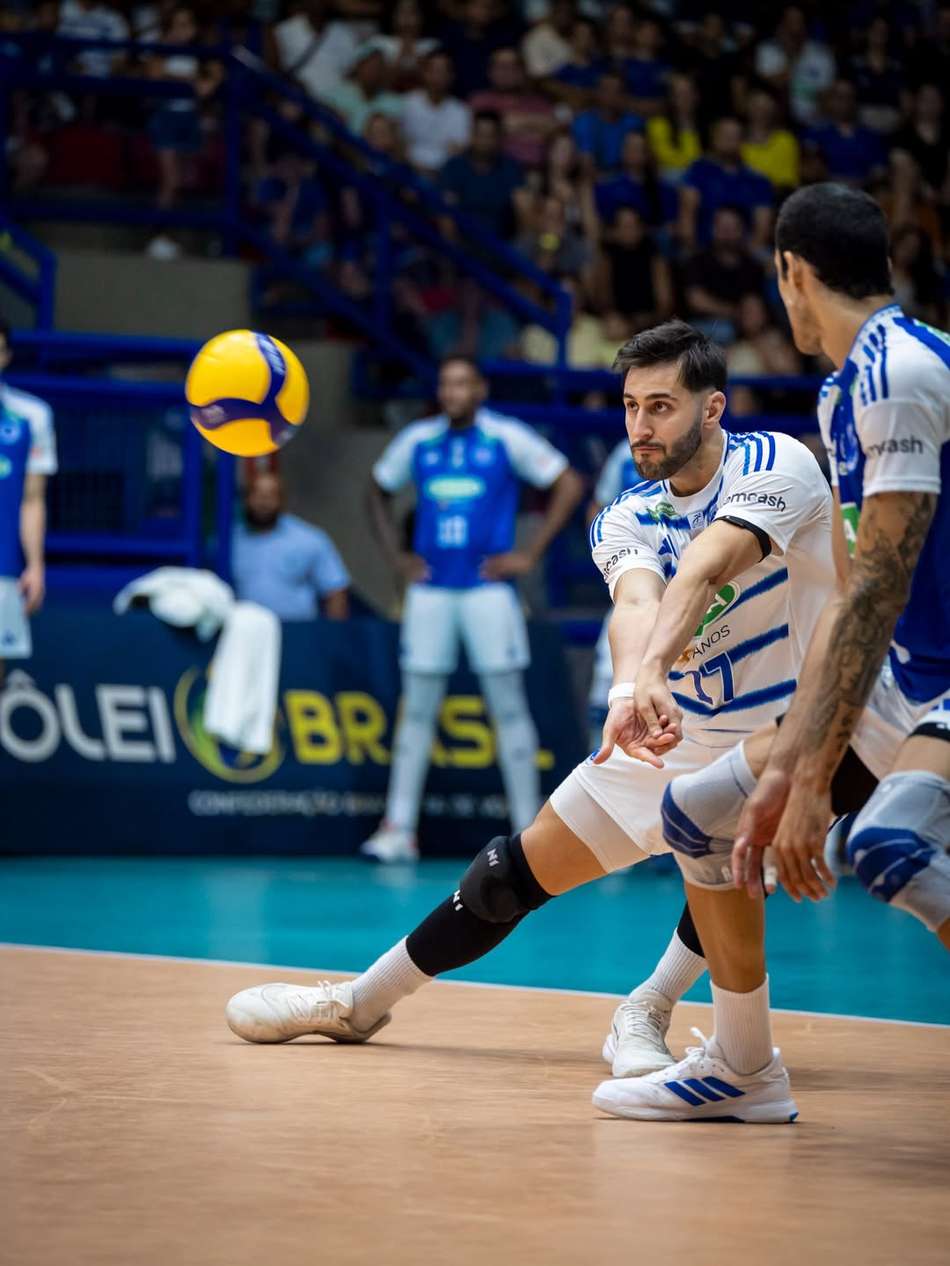 Alê Elias, do Cruzeiro, está na lista de Bernardinho para a Liga das Nações (Foto: Reprodução/ Instagram)