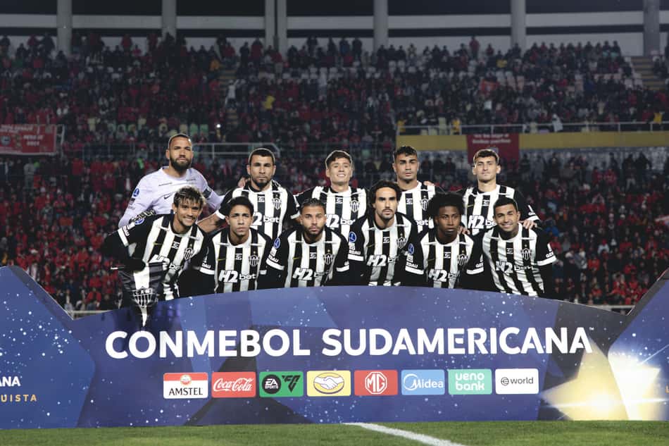 Time do Atlético na Sul-Americana (Foto: Pedro Souza / Atlético)