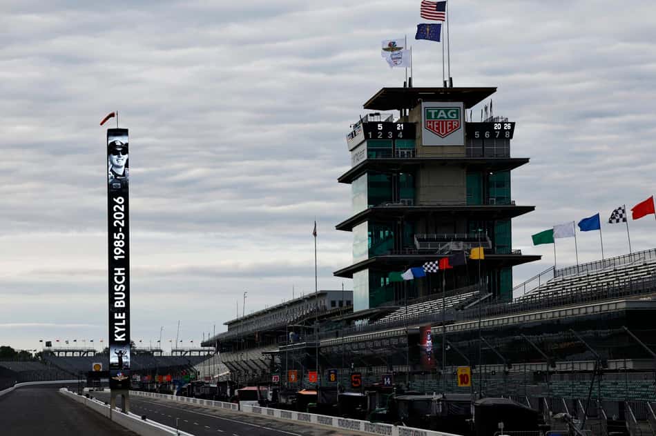 Tributo ao piloto Kyle Busch, que faleceu aos 41 anos