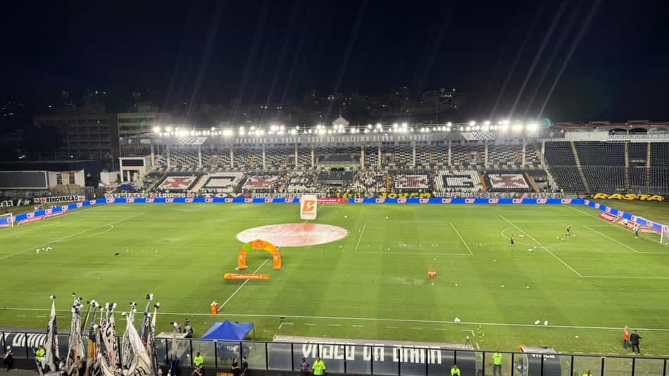 Vasco enfrenta o Paysandu em São Januário pela Copa do Brasil